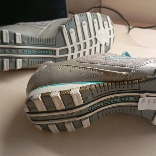 Skechers athletic shoes new, gray with turquoise laces