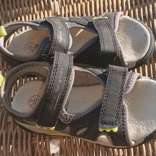 Lupilu summer shoe for boys No 26 like new, gray sandals