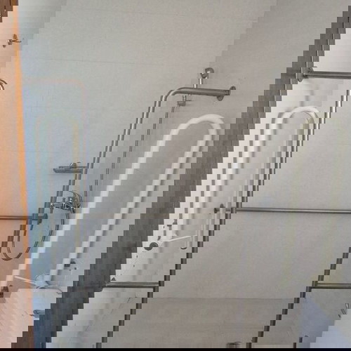 Επαγγελματικός χώρος 130 τ.μ. στον Γέρακα, σε άριστη κατάσταση