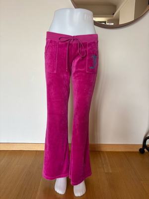 Juicy Couture velour tracksuit size M like new with 4 pockets and drawstring