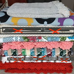 Bedding sets like new, assorted blankets and quilts