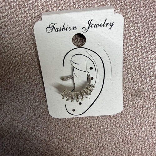 Ear cuff new, silver color