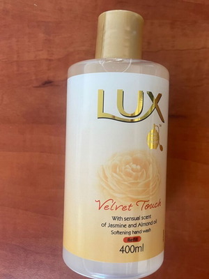 Lux Velvet Touch Jasmine & Almond Oil liquid hand wash 400ml new