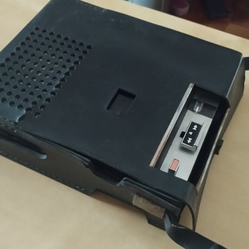 Philips EL 3302 cassette recorder with vintage leather case