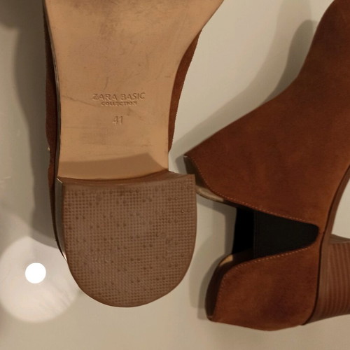 ZARA leather ankle boots size 41 like new