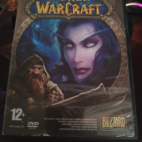 World of Warcraft DVD collection like new with double DVD installer
