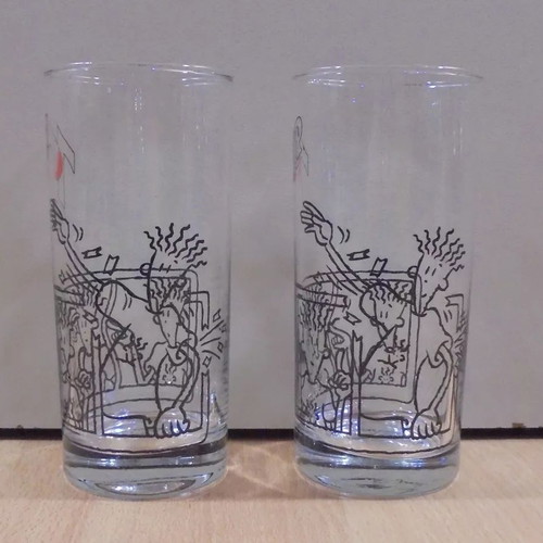7 UP Fido Dido two old promotional glasses used