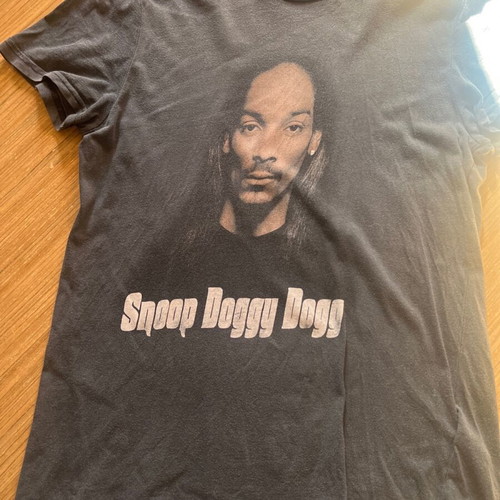 Snoop Dogg t shirt small good condition