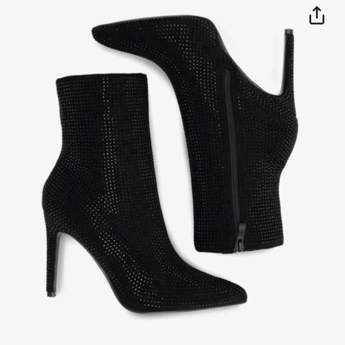 Deezee boots size 39 like new with matching black bag gift
