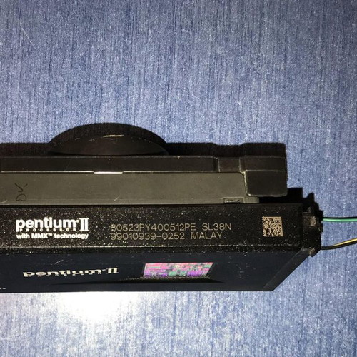 Intel Pentium II Slot1 CPU 400 SL38N P2 400MHz used with 3pin fan