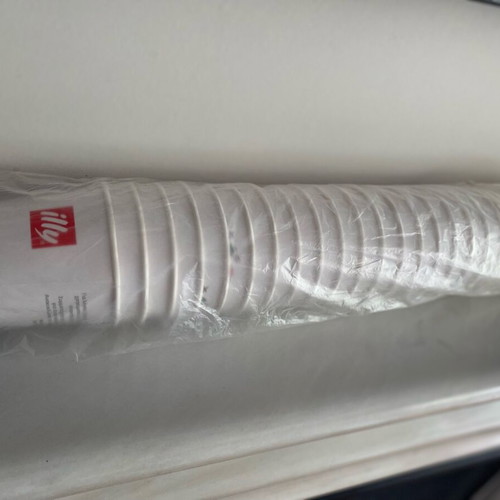 Paper cups pack of 33, 300ml, new