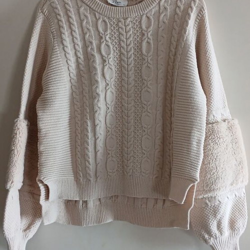 Women's cream cable knit sweater with teddy sleeves, like new