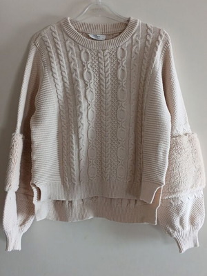 Women's cream cable knit sweater with teddy sleeves, like new