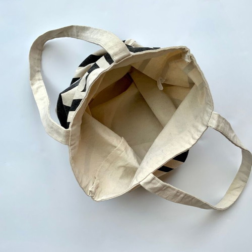 The New Yorker Magazine Canvas Tote Bag used, natural with black logo