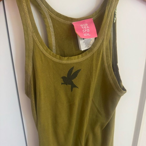Oneteaspoon top green like new