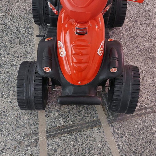 Children's electric quad used like new for bigger kids