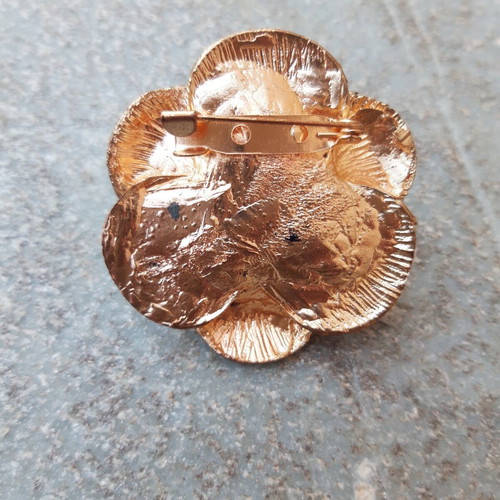Vintage pins used, lot of four, gold and silver colors