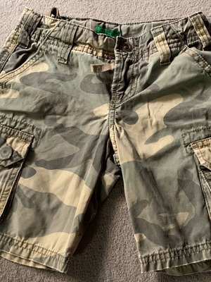 Benetton kids shorts used, size 116, with pockets