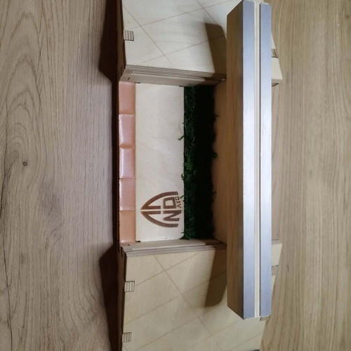 Wooden fingerboard ramp like new