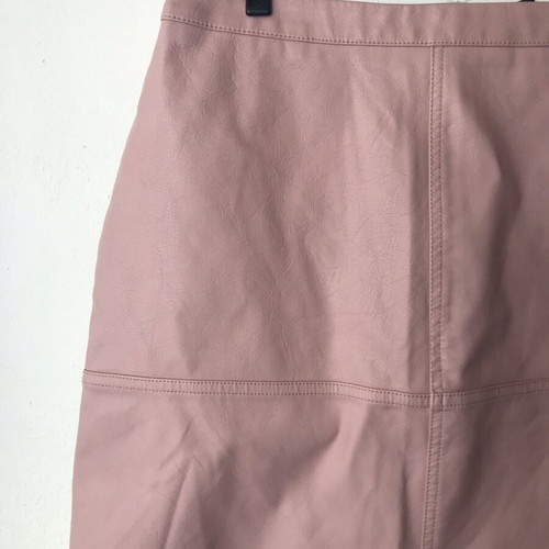 Mini skirt dusty pink polyurethane New Look new size 40