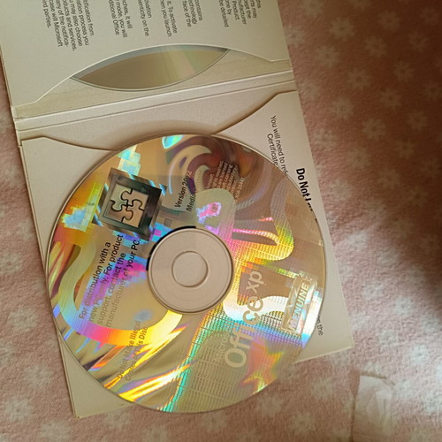 Microsoft Office software like new, no scratches