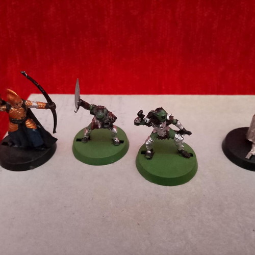 Lord O The Rinew miniatures modeling figures like new pack of 35 2003