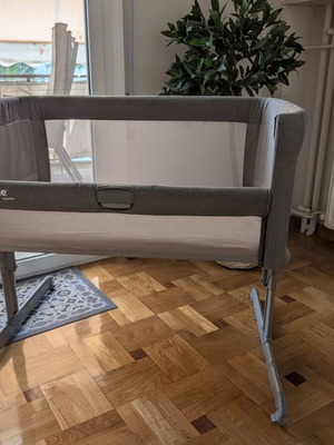 Joie Roomie Grey Flannel Baby Cot like new