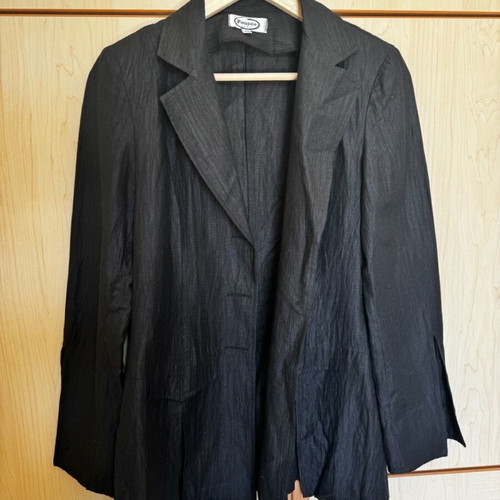 Set of two linen jackets black and white like new