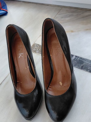 Black patent leather women's pumps, 12 cm heel