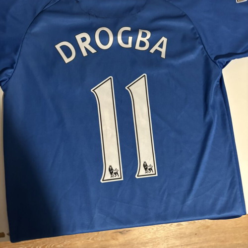 Chelsea Drogba 11 kids jersey, official replica