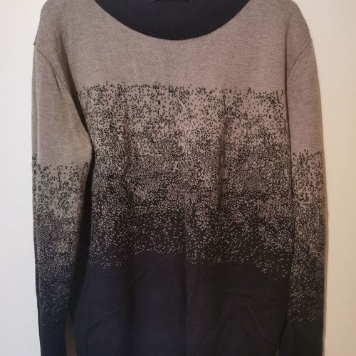 Figaro women's knitted pullover like new with Merino wool, size 4