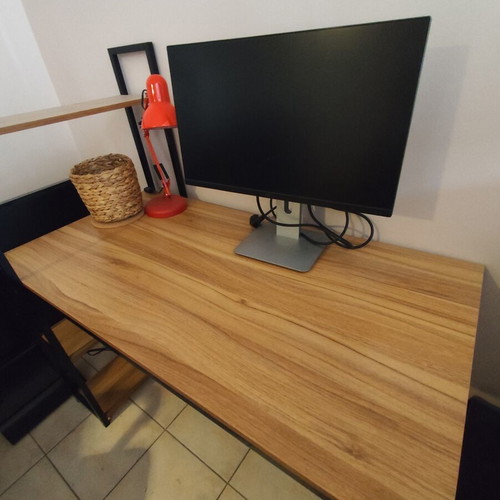 Desk with integrated shelf, wood and metal