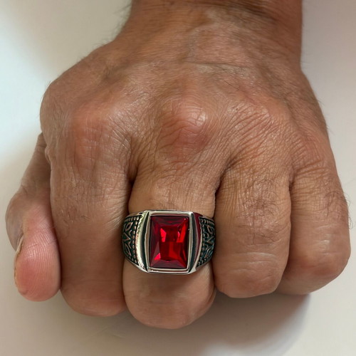 Red Stone Signet Ring size 12 brand new, 316L stainless steel