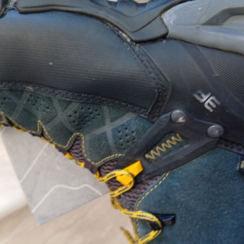 Salewa MS Alp Trainer Mid GTX hiking boots like new, size 44, green and yellow