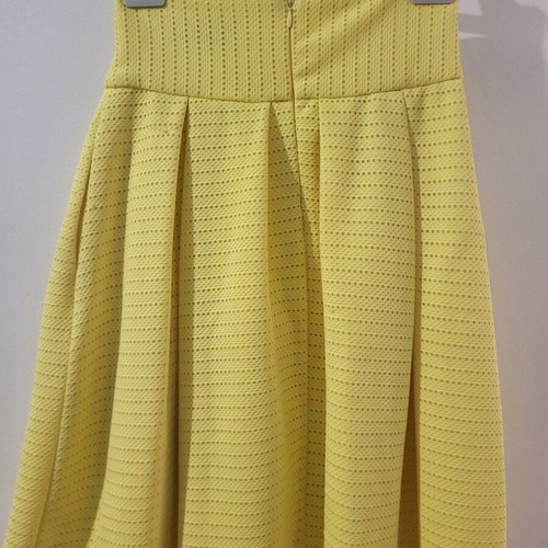 BSB skirt yellow like new, waist 30cm, size M