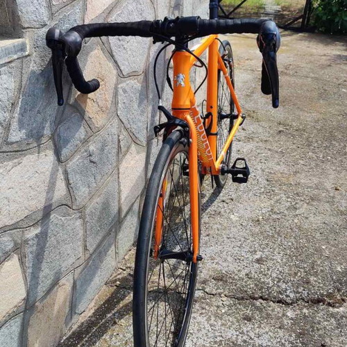 Peugeot R15 28" road bike, size 56, like new