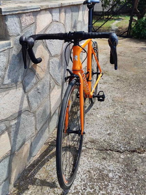 Peugeot R15 28" road bike, size 56, like new