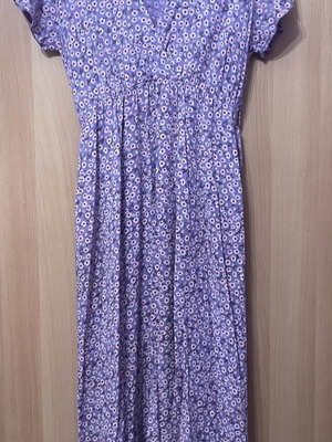 Lila floral dress long, like new, size S/M, purple
