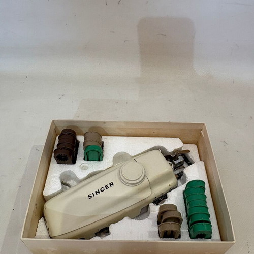Singer sewing machine special stitch accessory used