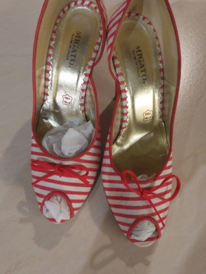 Migato red pumps with white stripes size 39 used