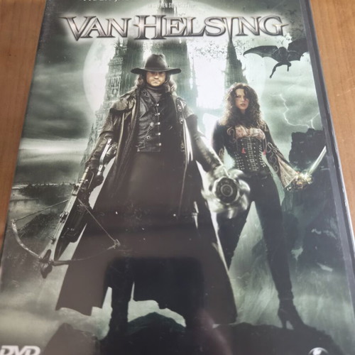 Van Helsing DVD like new, fantasy thriller with Hugh Jackman and Kate Beckinsale