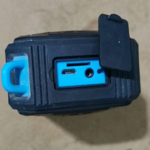 Portable Bluetooth Speaker like new