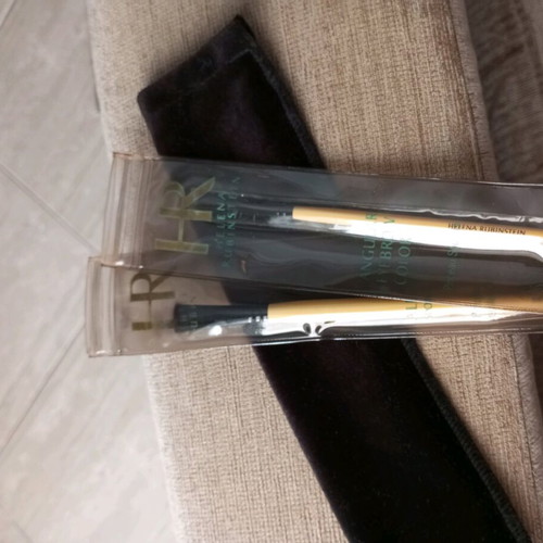 Helena Rubinstein makeup brushes in excellent condition