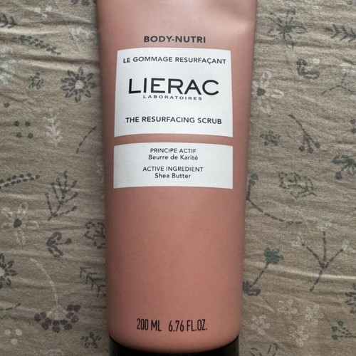 Lierac Body-Nutri Resurfacing Body Scrub