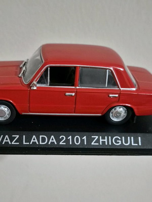 Lada 2101 collector car new, red
