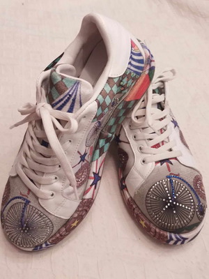 Sneakers Lorella Graciani ν.38 ελάχιστα φορεμένα με δέρμα και στρας