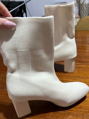 Trendyol boots new, size 38, white