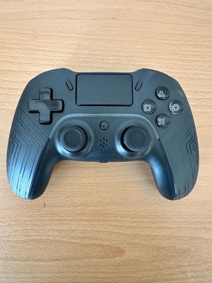 Deltaco gaming Gam-139 controller used for PS4 and PC