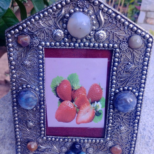 Alpaca frame with agate stone insets like new