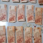 Used banknotes, 2×500, 29×100, 6×200